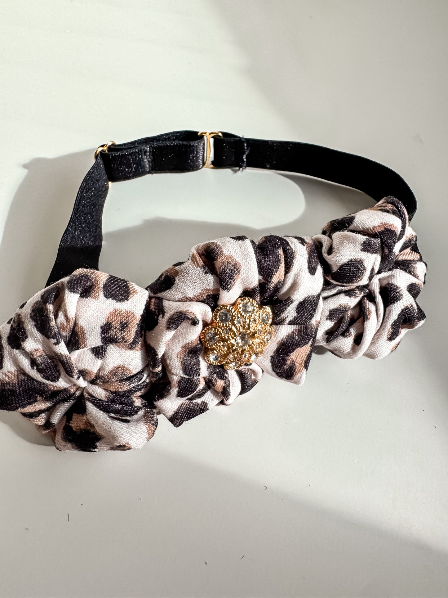 Handmade LEOPARD CHOKER with rhinestone vintage button