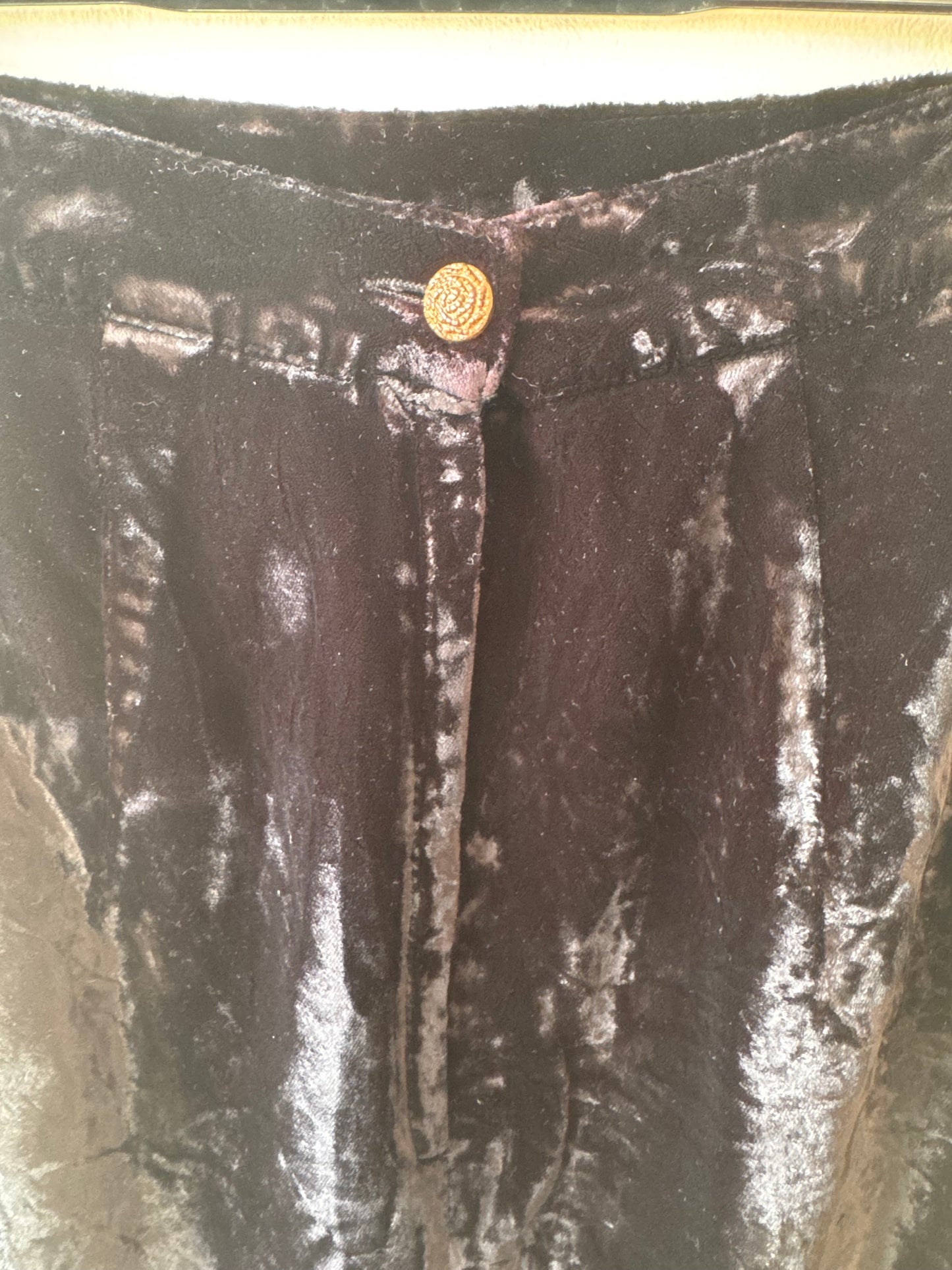 VINTAGE LONDON FOG VELVET SKIRT. black