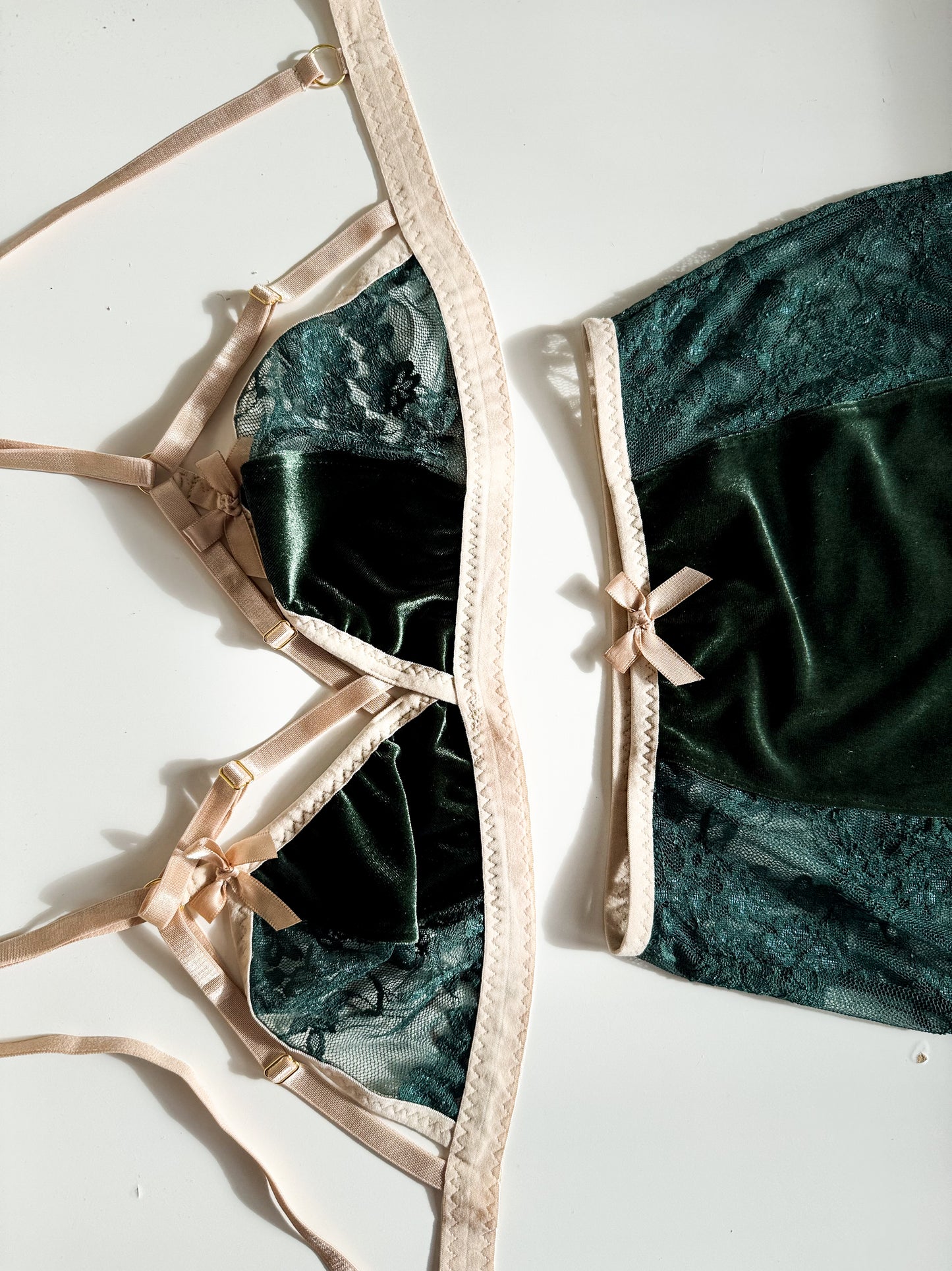 SUSAN EMERALD GREEN LINGERIE set / S, M, L, XL sizes