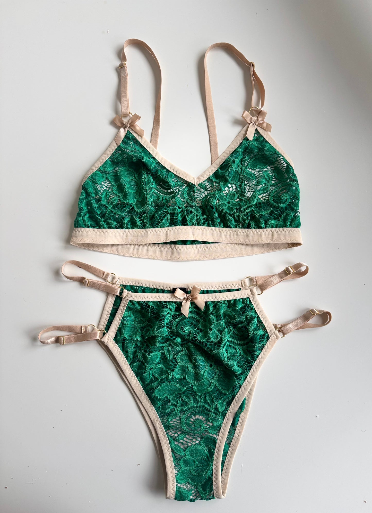 BIANCA FOREST GREEN LACE LINGERIE set /  M  size
