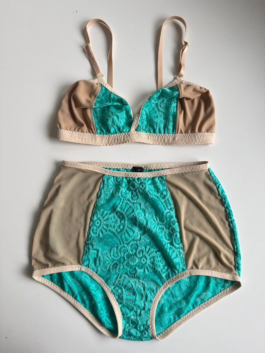 KAREN TURQUISE and NUDE lingerie set / 36C/M size