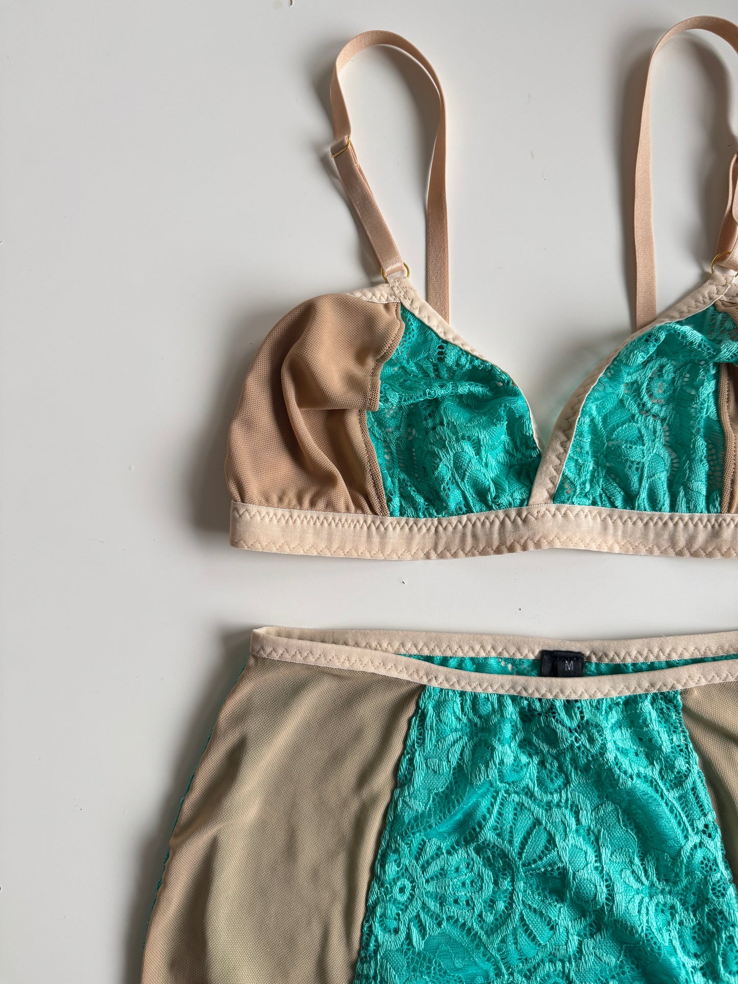 KAREN TURQUISE and NUDE lingerie set / 36C/M size