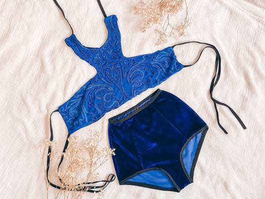 S sizes LINDA BLUE VELVET lingerie set / pin up lingerie cute retro undies vintage underwear velvet panties velour bra lace applique