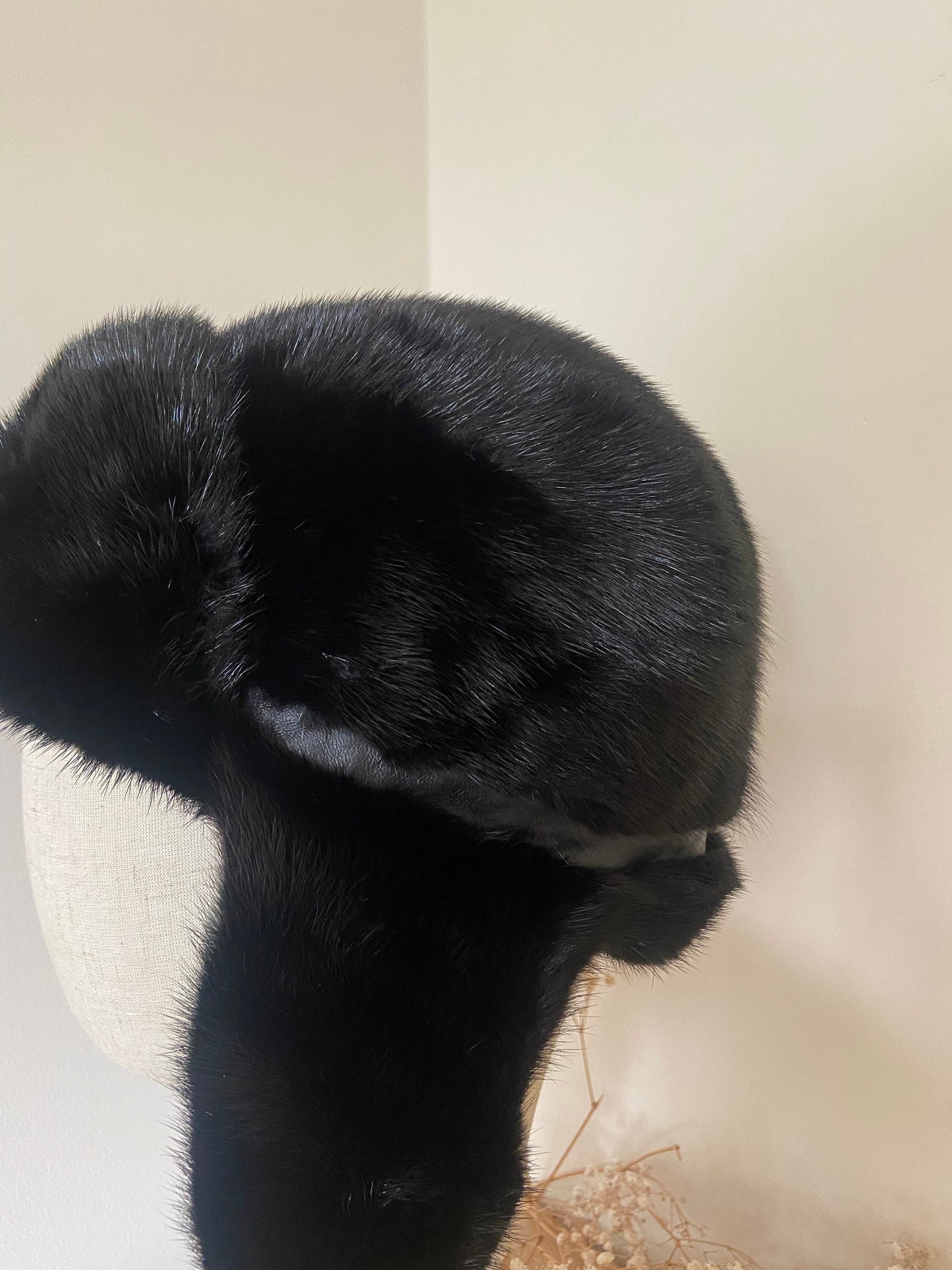 MINK FUR BLACK hat with fur eyer covers